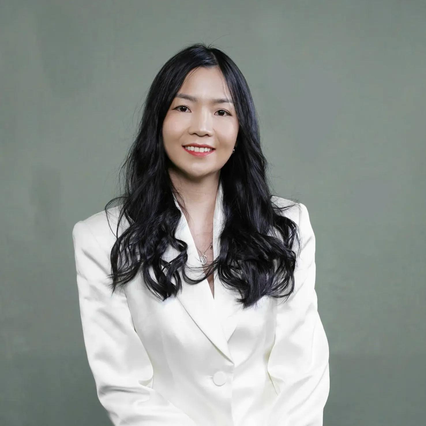 Ths Hoàng Thị Ái Nhân