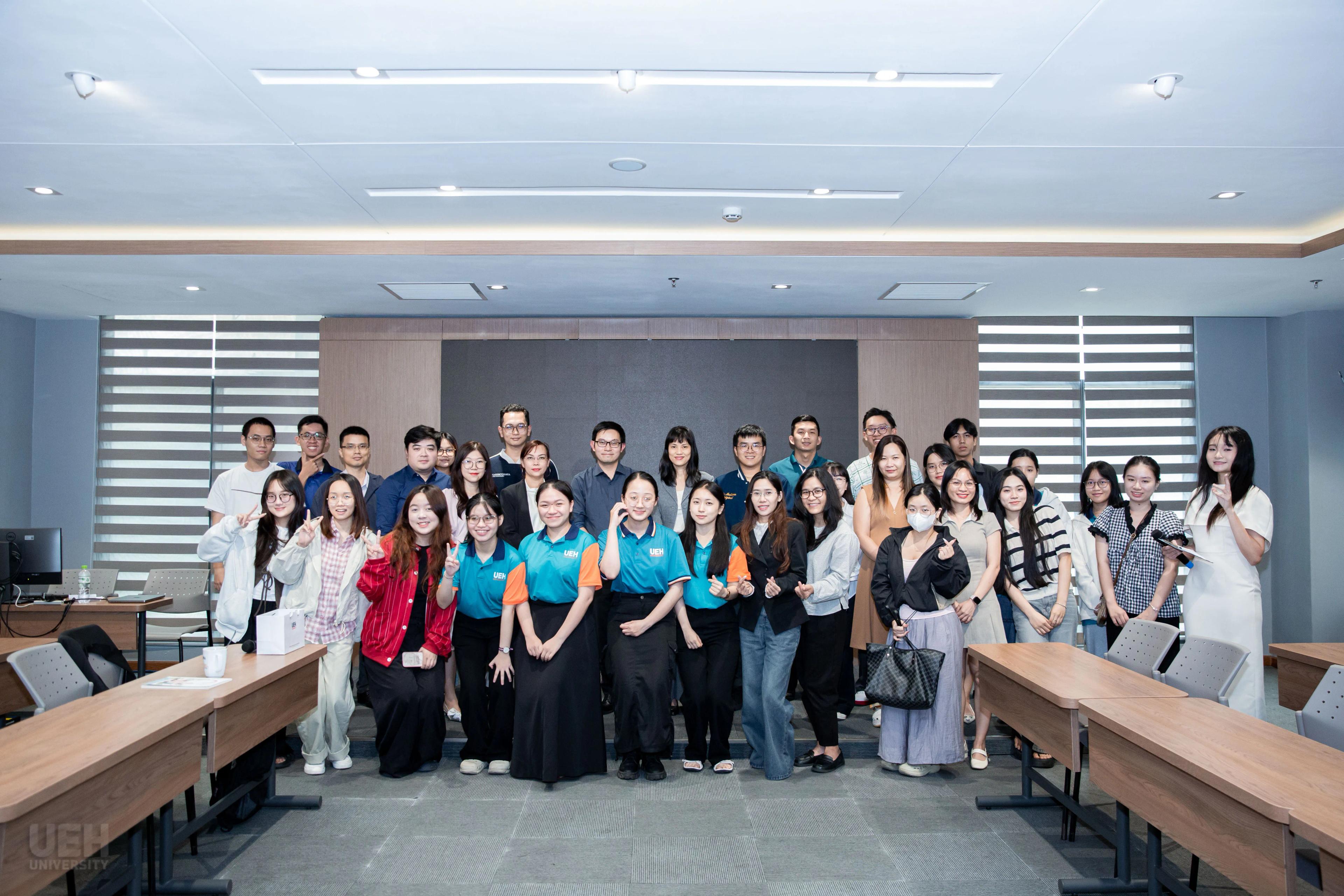 [RECAP EXPERT TALK] FROM LAB TO MARKET: AI-DRIVEN HEALTHCARE INNOVATION